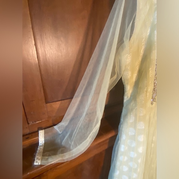 Tunic and Pants From India - Picture 3 of 16